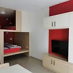 Апартаменти Cube By The River Любляна