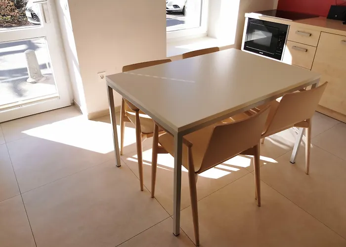 Apartament Cube By The River *