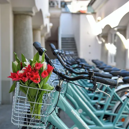 דירה Cube By The River