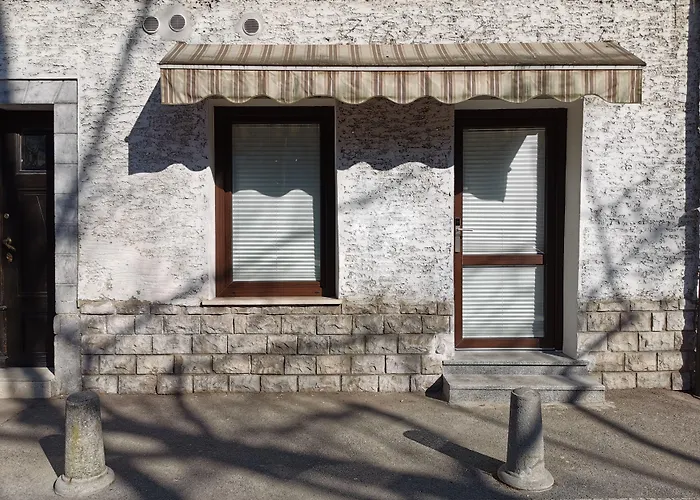 Apartment Cube By The River